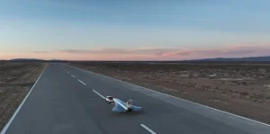 Vehicle+Down+Runway+Right